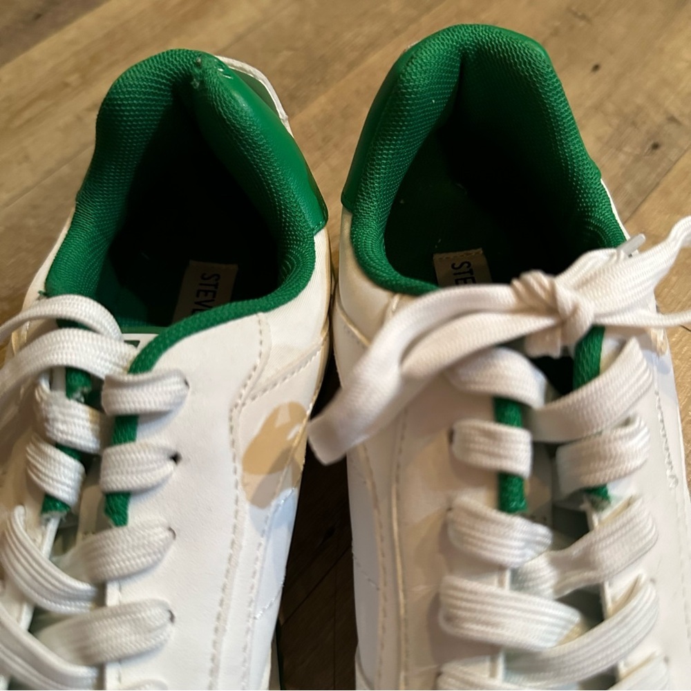 Steve Madden Kinkade Sneakers - Picture 9 of 11